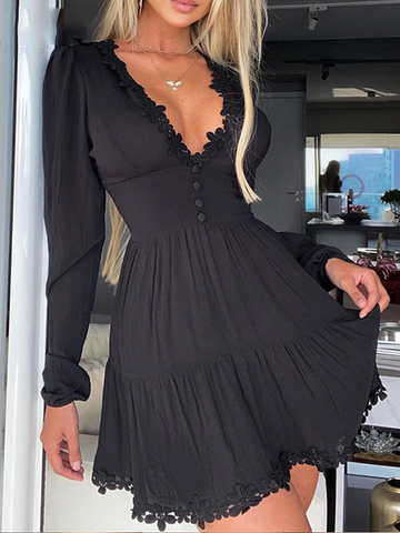 Women's V-neck Lace Pleated Dress