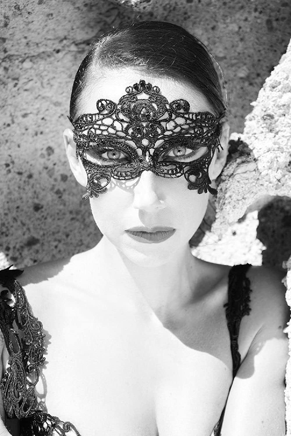 Black Lace Half Face Eye Gauze