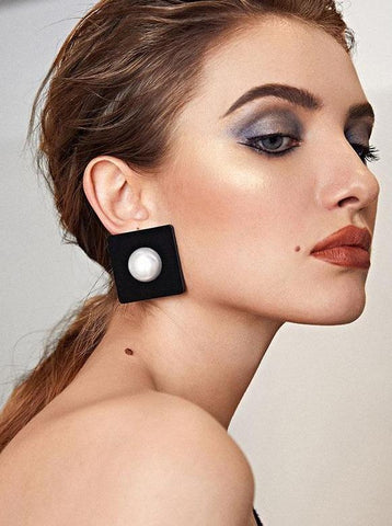 Fashion Simple Geometric Resin Female Earrings